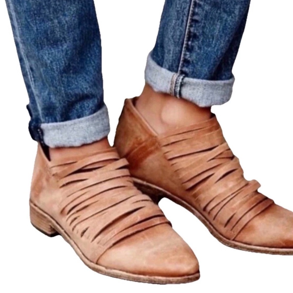 Free People Lost Valley Leather Distressed Ankle Boot Booties Sz 40 9.5/10